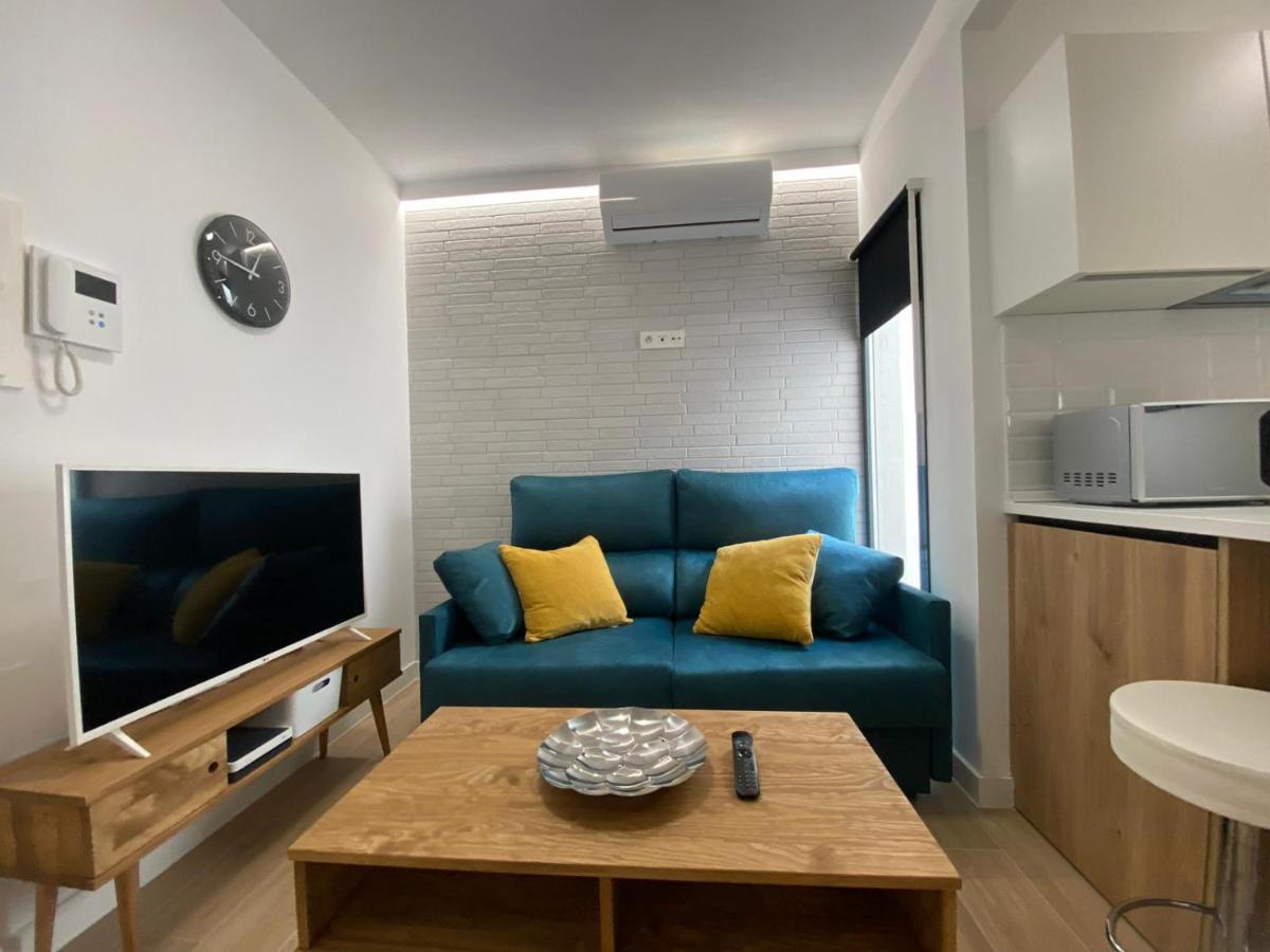 מאלגה Lovely Private Suite Center מראה חיצוני תמונה